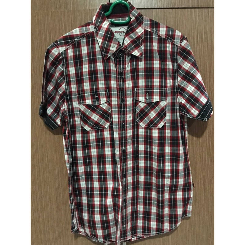 Kemeja Lengan Pendek Liberal Jeans Ukuran S Second