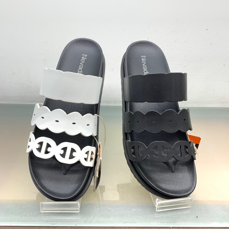 NEVADA Sandal Selop Wanita Model Kekinian Bahan Karet Anti Air Original by Matahari