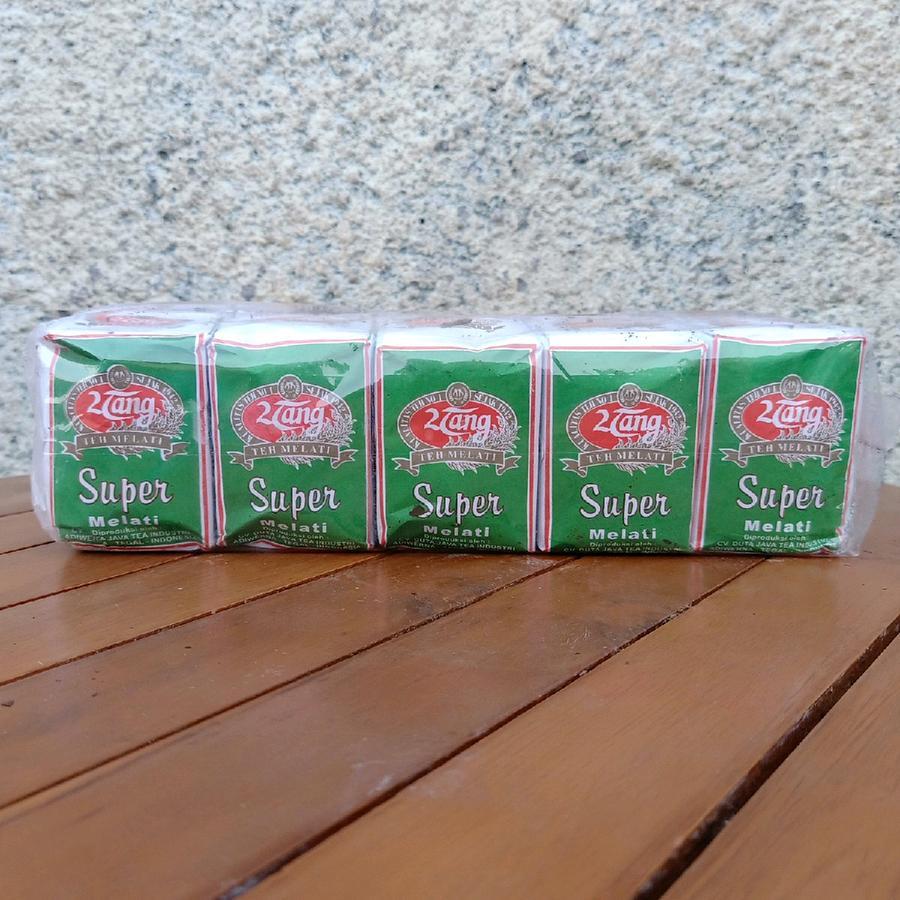 

TEH 2 TANG HIJAU SUPER MELATI 1 SLOP (isi 10pcs x @40gram)