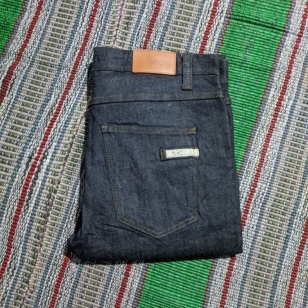 Celana Jeans PLAC BERLIN Indigo Denim - Slim Straight ( 35 ) Like New