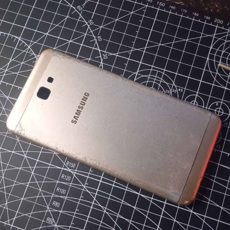 Kesing Backdoor Samsung J7 Plus Copotan dari Handphone