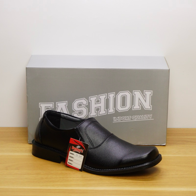 DONKEY’s Pantofel Pria AP845