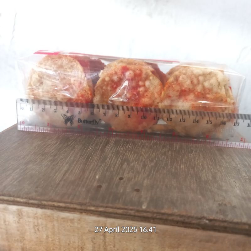 

Kripik Tempe rasa original,balado,pedas manis"Zambrud".