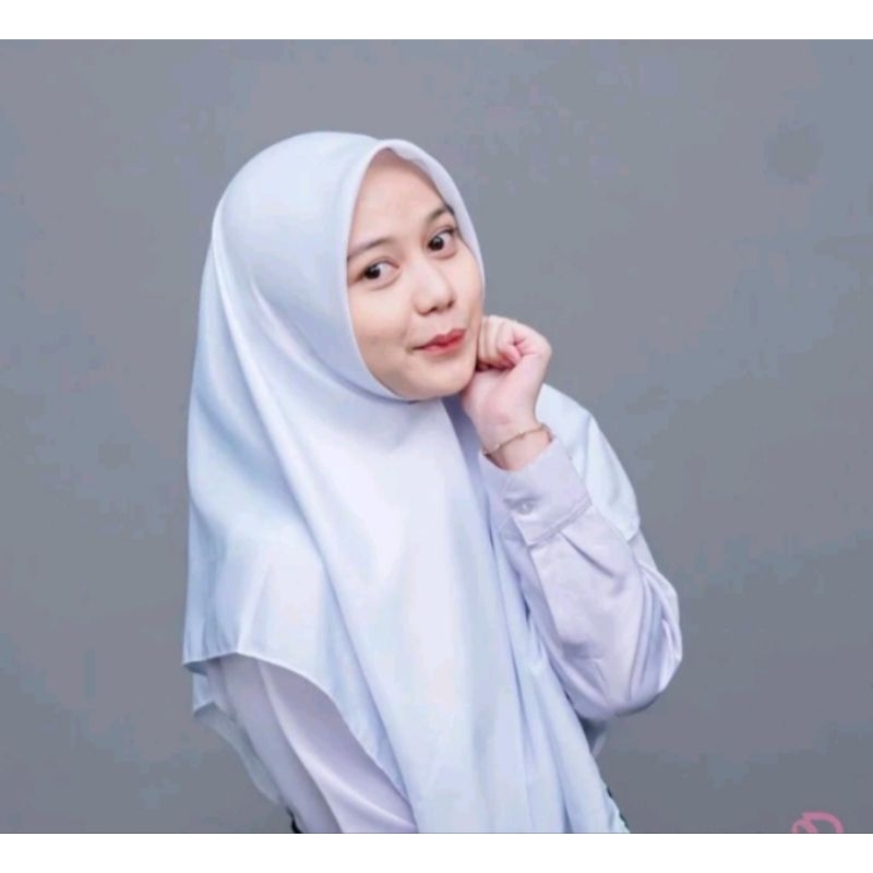Hijab Segi Empat Paris Premium Anak Sekolah SMP SMA Model Terbaru 2025