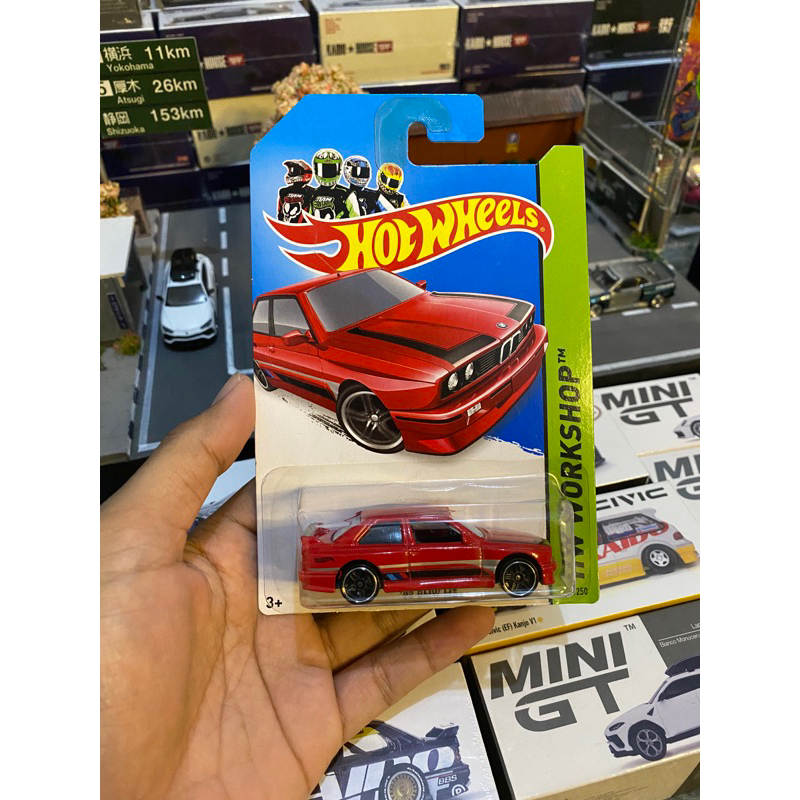 HotWheels ‘92 BMW M3