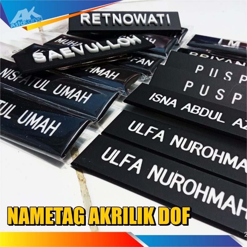 

papan nama dof / full black Peniti