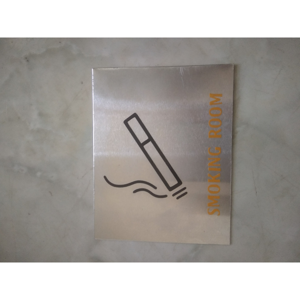 

smoking room/ ruang merokok, bahan alumunium