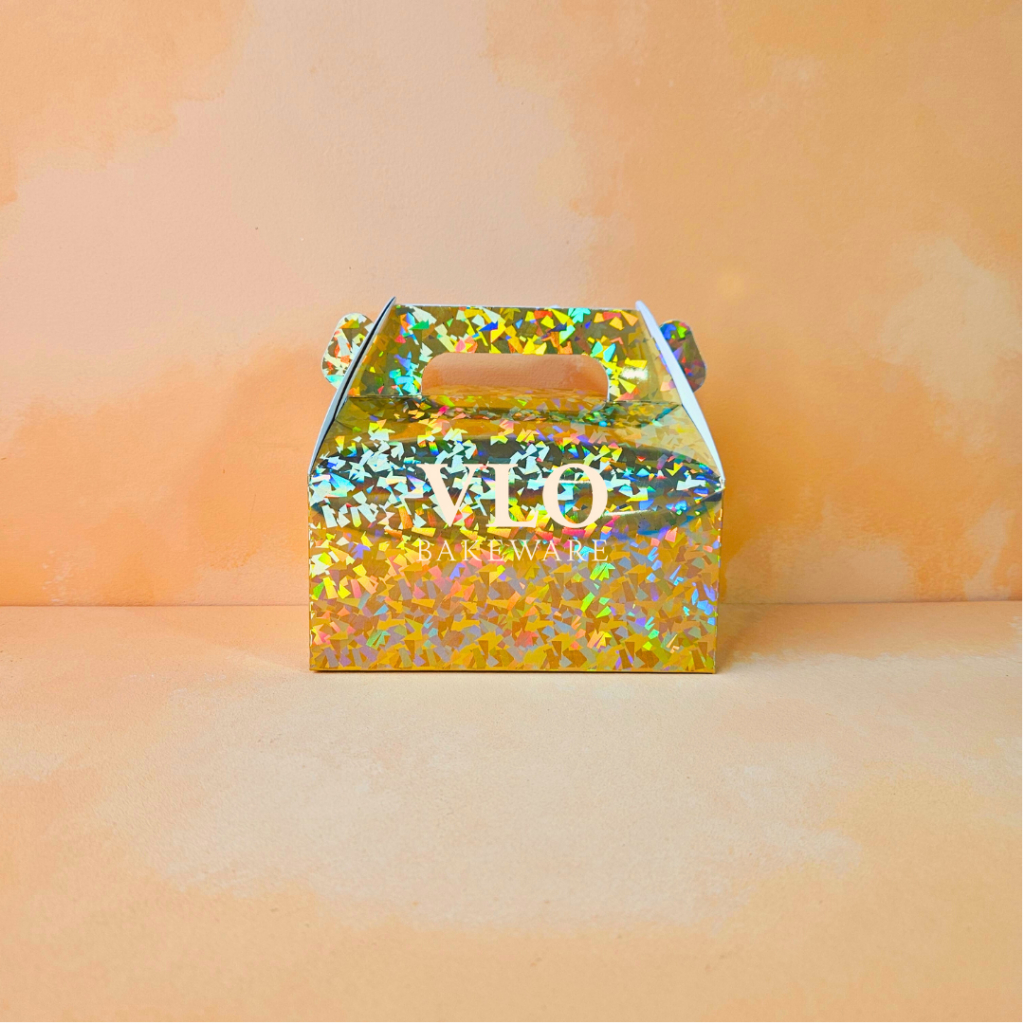 

[DEFECT] Gable box hampers ulang tahun hologram premium | box jinjing kue kering birthday natal imlek lebaran | GOLD C