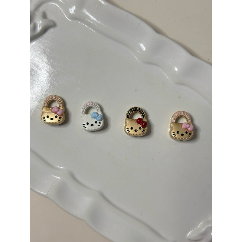 Manik besi tas hello kitty