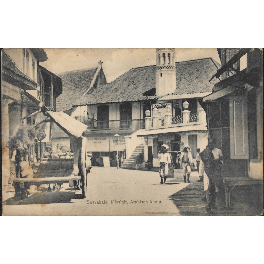 

Real Picture Postcard - Postcard / Kartu Pos Kuno Langka - Soerabaja, Missigit, Arabisch Kamp Unused, Non Divided [ORIGINAL]