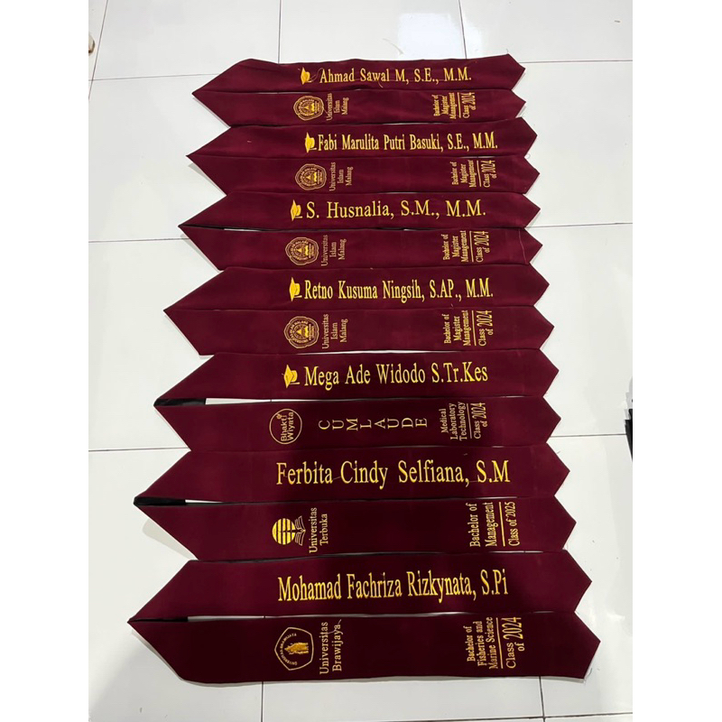 SELEMPANG WISUDA BLUDRU LEHER MURAH LOGO