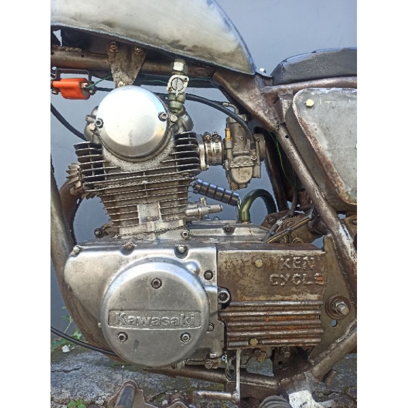 tutup rantai binter merzy ( kz200 ) costum motorcostum part chopper, bobber, japstye, british