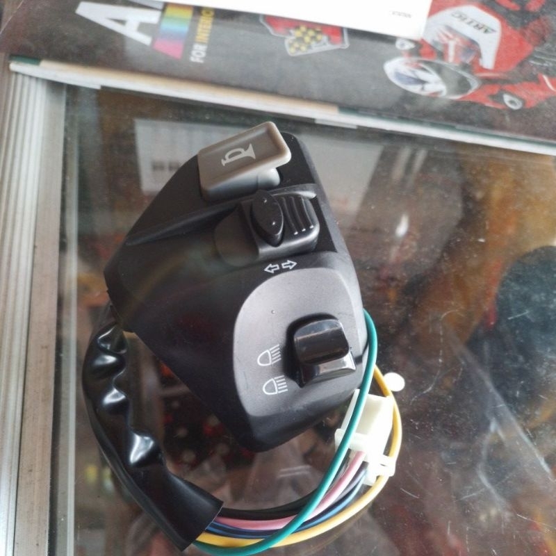 holder tombol lampu klakson sen saklar kiri mio sporty mio soul mx mio jgt