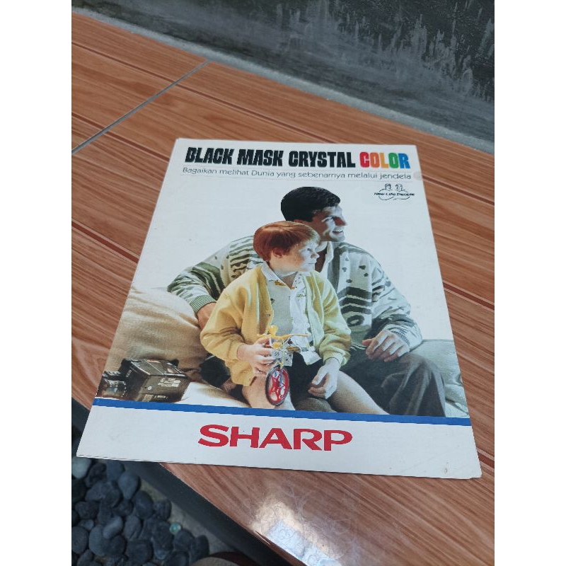 Brosur/katalog lawas Televisi SHARP
