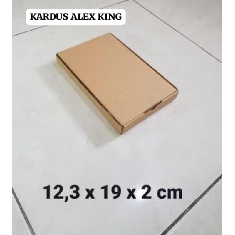 

Kardus Box 12,3x19x2 cm DIECUT