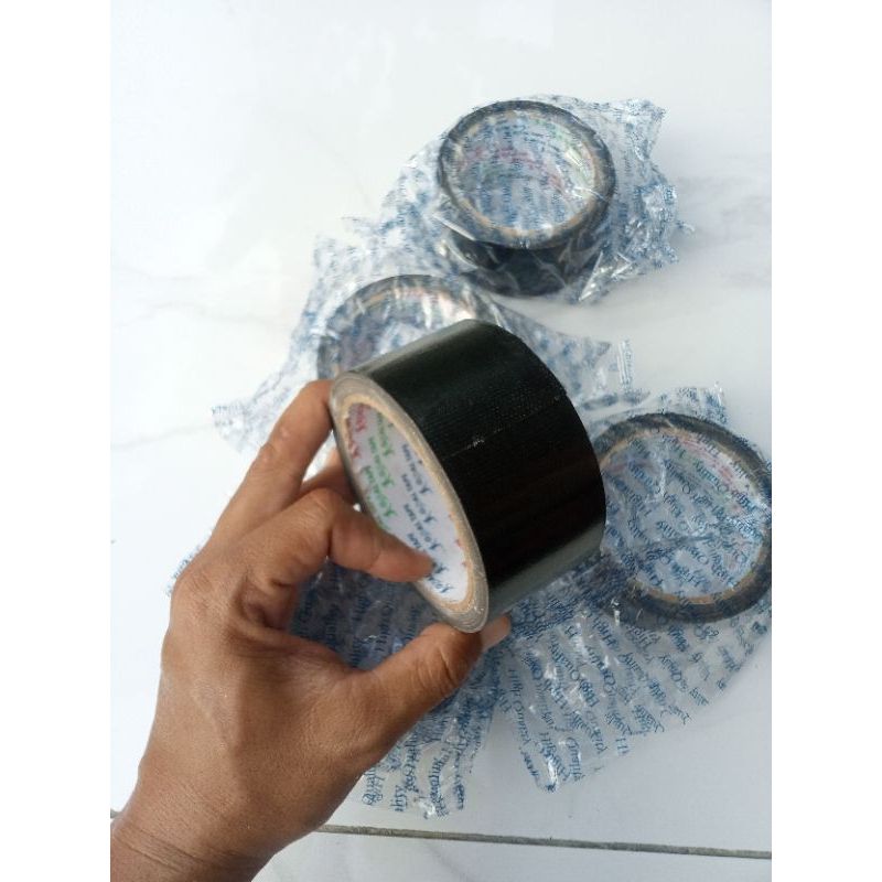 

lakban hitam / lakban cloth tape 45 mm x 12 meter(1 dus)