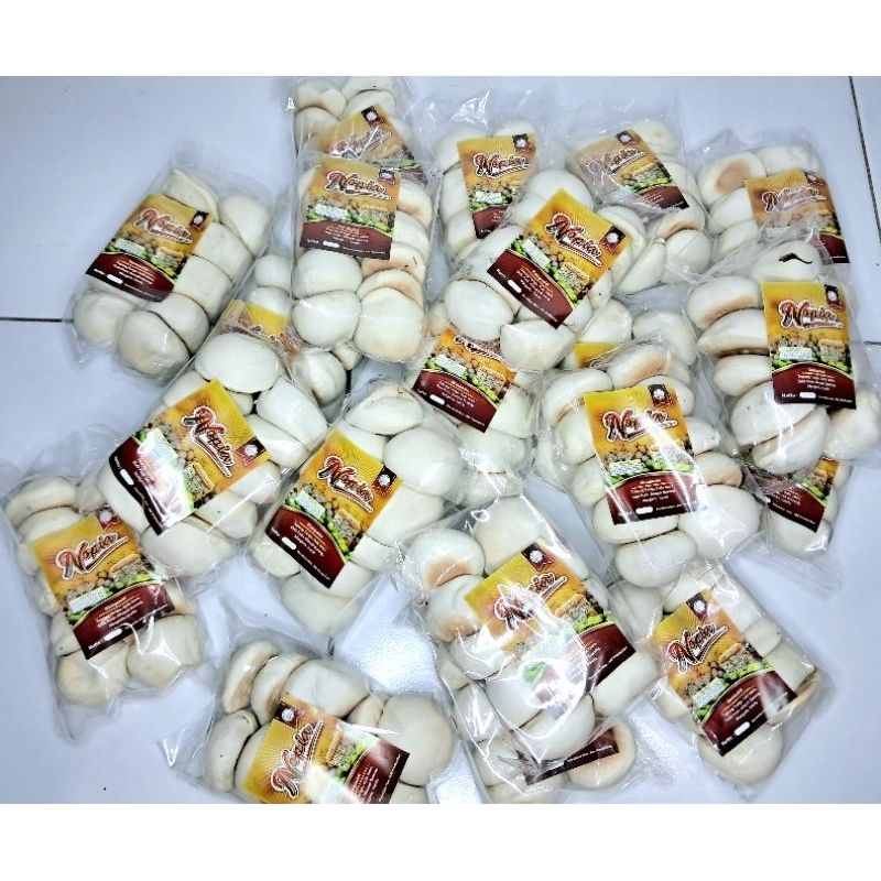 

Mino Nopia BESAR 1pack isi 10pcs | pia enak rasa gula jawa | bisa COD