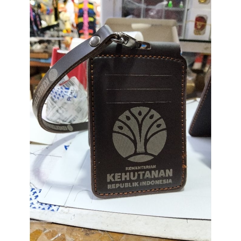 

Id card Holder Lanyard id card Tempat Id card Kementrian KEHUTANAN RI