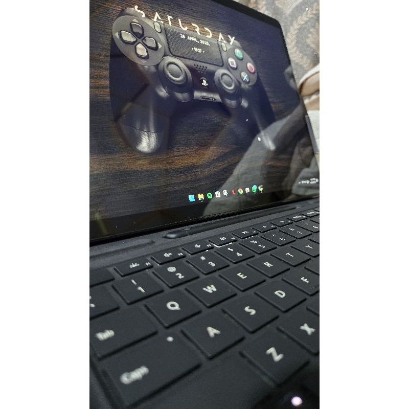 Microsoft Surface Pro 8 Core i5 - 1135G7 Ram 8GB/256GB Microsoft Keyboard + SlimPen 2