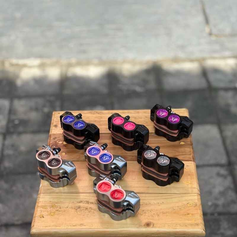 KALIPER FORMULA TRACKTION 4 PISTON PNP KANAN DAN KIRI