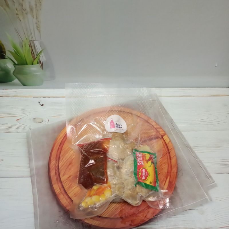 BEJUY'S KITCHEN (FROZEN) CHICKEN STEAK CRISPY DENGAN SAUS BBQ ENAK DAN PEDAS