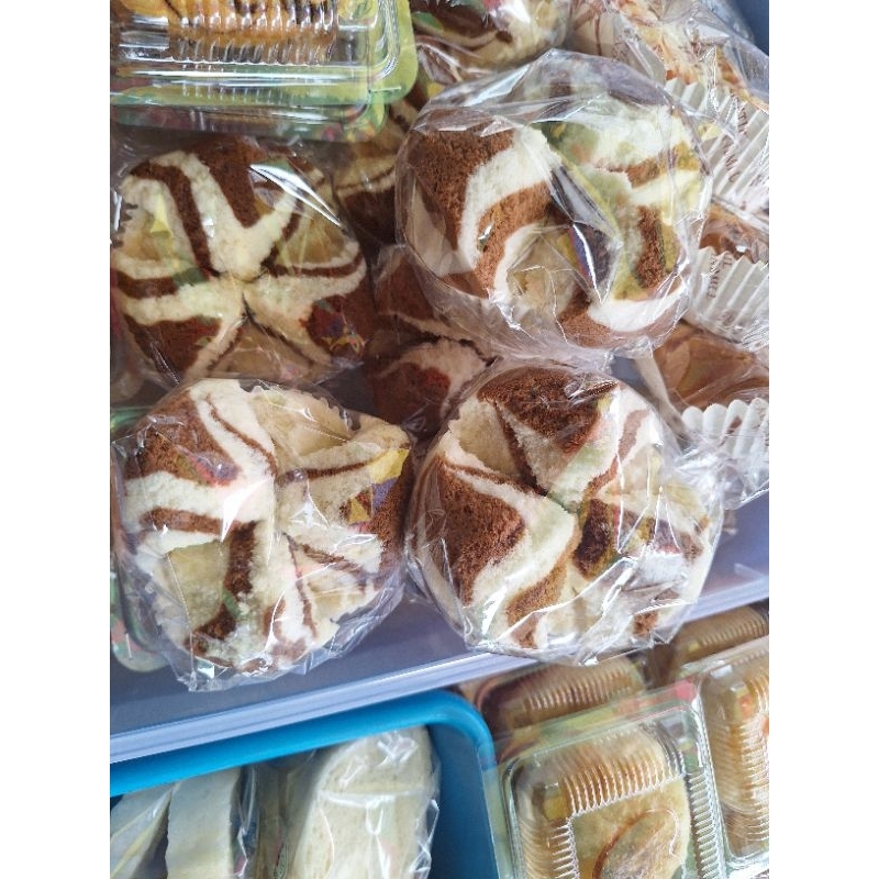 

Kue bolu kukus ( M ) /kue tradisional khas indonesia