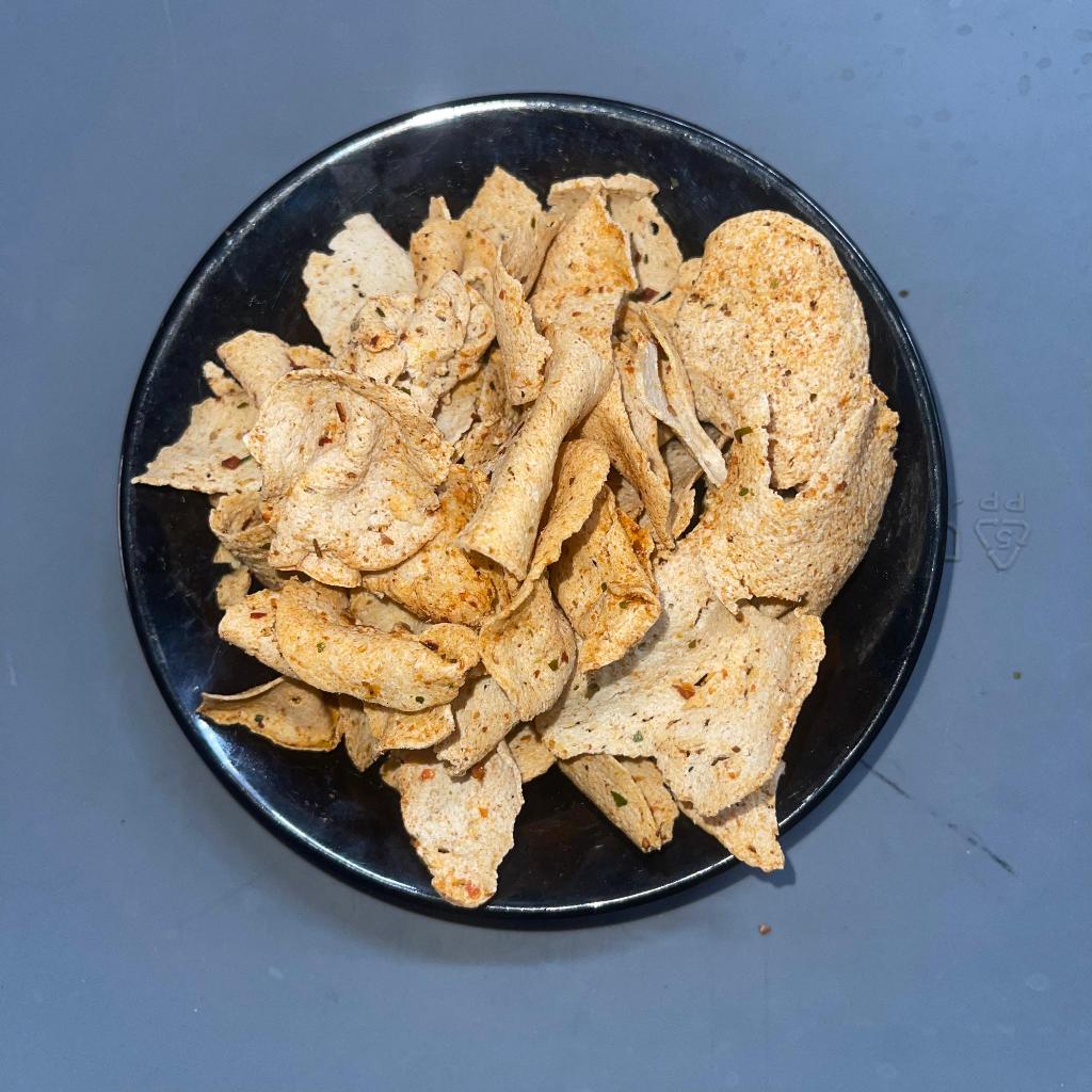 

Sentral Basreng Pedas Pipih Daun Jeruk Bumbu Kering