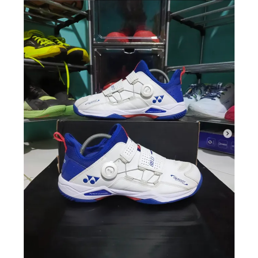 Yonex SHB Boa Dial 88D Original