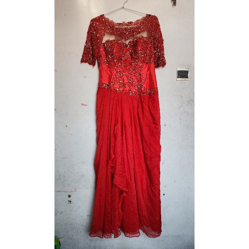 gaun pesta merah (preloved)
