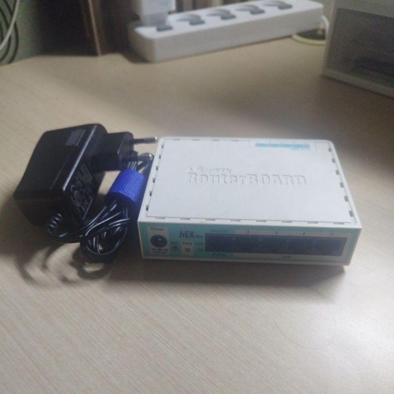 Mikrotik RB750r2 Hex Lite