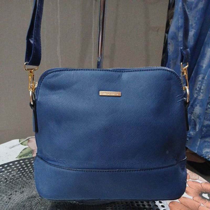 Tas selempang della stella minus