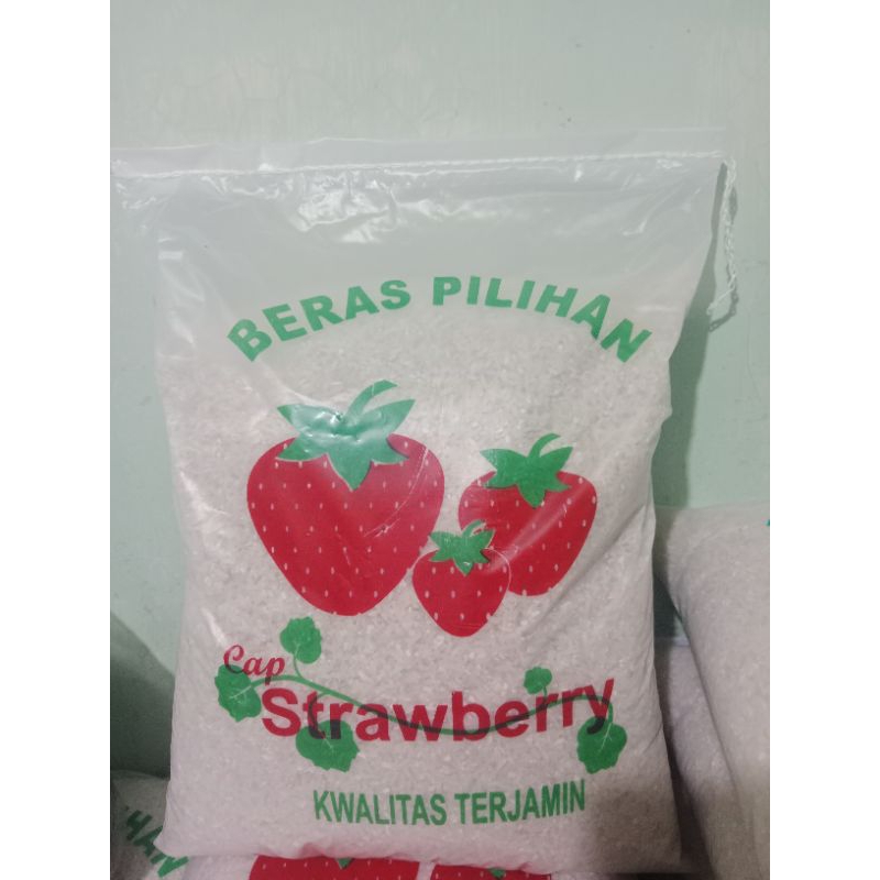 

Beras strawberry 5 kg