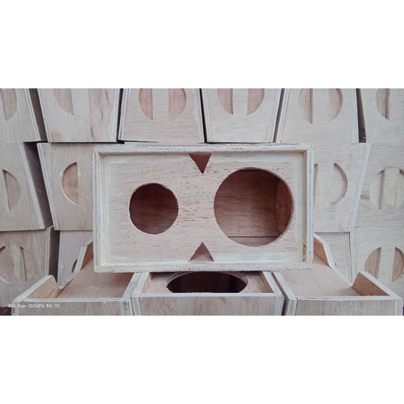 MINIATUR SPEAKER LINE ARRAY 4 INCH -BOX SPEAKER ARRAY SINGLE PLUS TWEETER