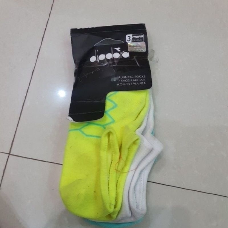kaos kaki diadora female no show running socks