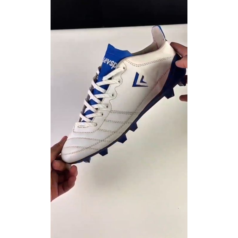 SEPATU SEPAKBOLA SEVSPO CROSS PUTIH BIRU C-LEA