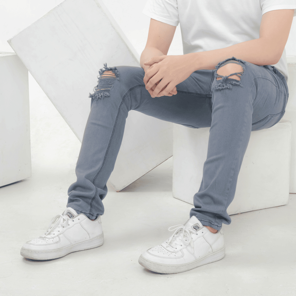 Celana Jeans Pria Sobek Lutut / Celana Jeans Slimfit / Celana Sobek Pria Korean Style