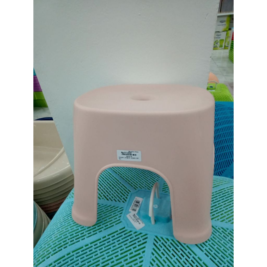 Bangku Jongkok RedHouse / Kursi Jongkok / Kursi Plastik Jongkok / Bangku