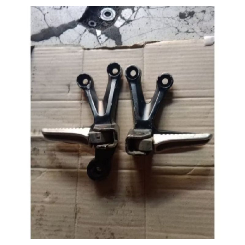 footstep/bustep belakang suzuki satria fu original copotan