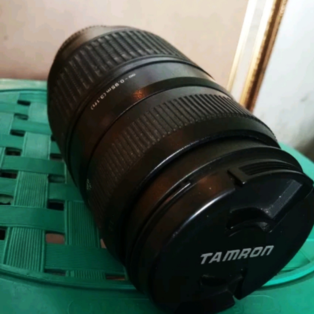 Lensa tele tamron 70-300 nikon