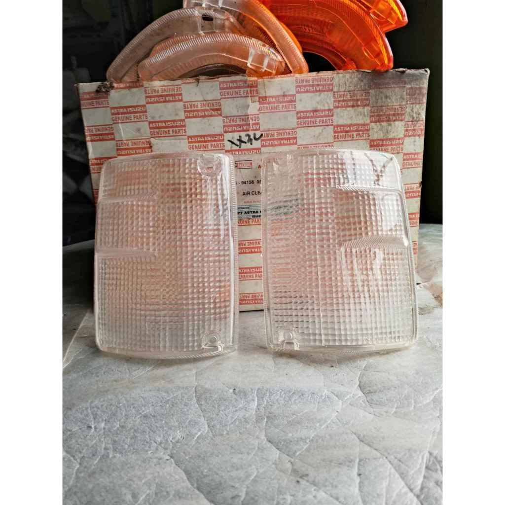 MIKA LAMPU SEN DEPAN PANTHER KOTAK LAMA CLEAR & KUNING