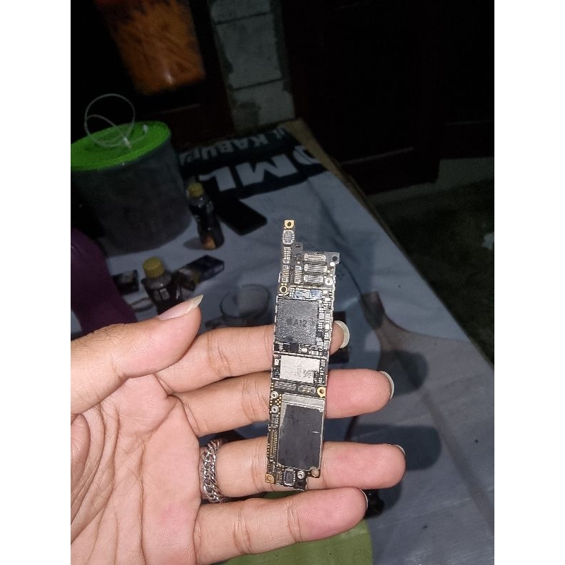 mesin iphone XR lock icloud