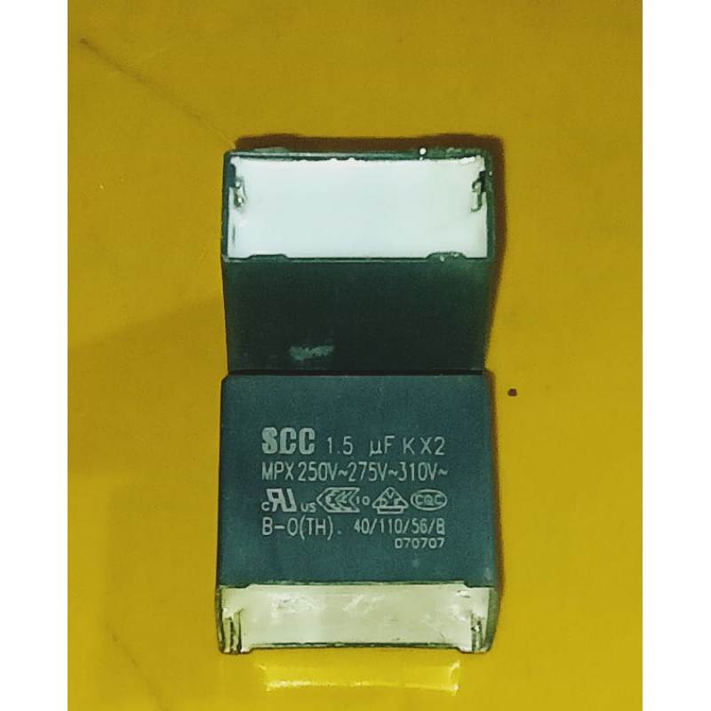 kapasitor SCC 1.5uf MKP 250V~275V 310V jarak Kaki 2.3cm bekas
