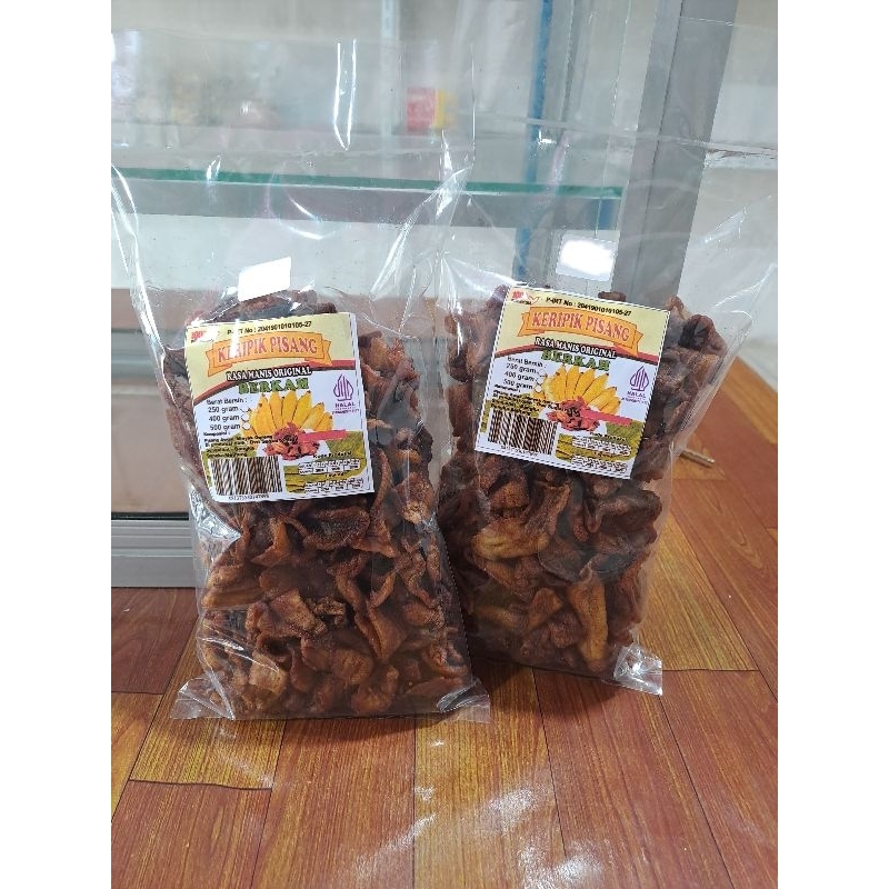 

Keripik pisang rasa manis original khas bangka gurih dan renyah bangettt
