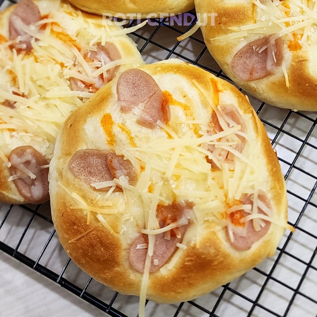 

Roti Sosis Roti Gendut