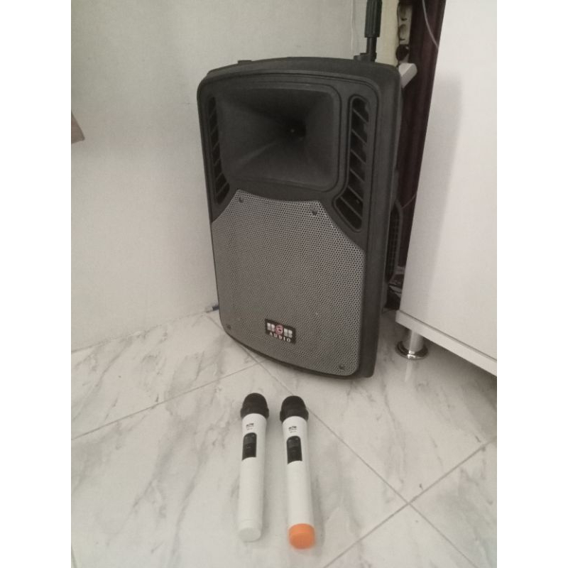 OLSHOP BANJARMASIN- speaker aktif/portable BOB 12" multifungsi kondisi oke siap pakai