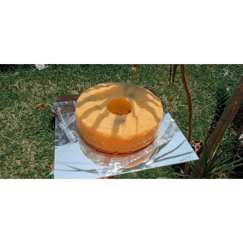 

Bolu Original Rasa Vanilla – Kue Lembut, Fresh dari Oven, Siap Temani Waktu Santai Kamu