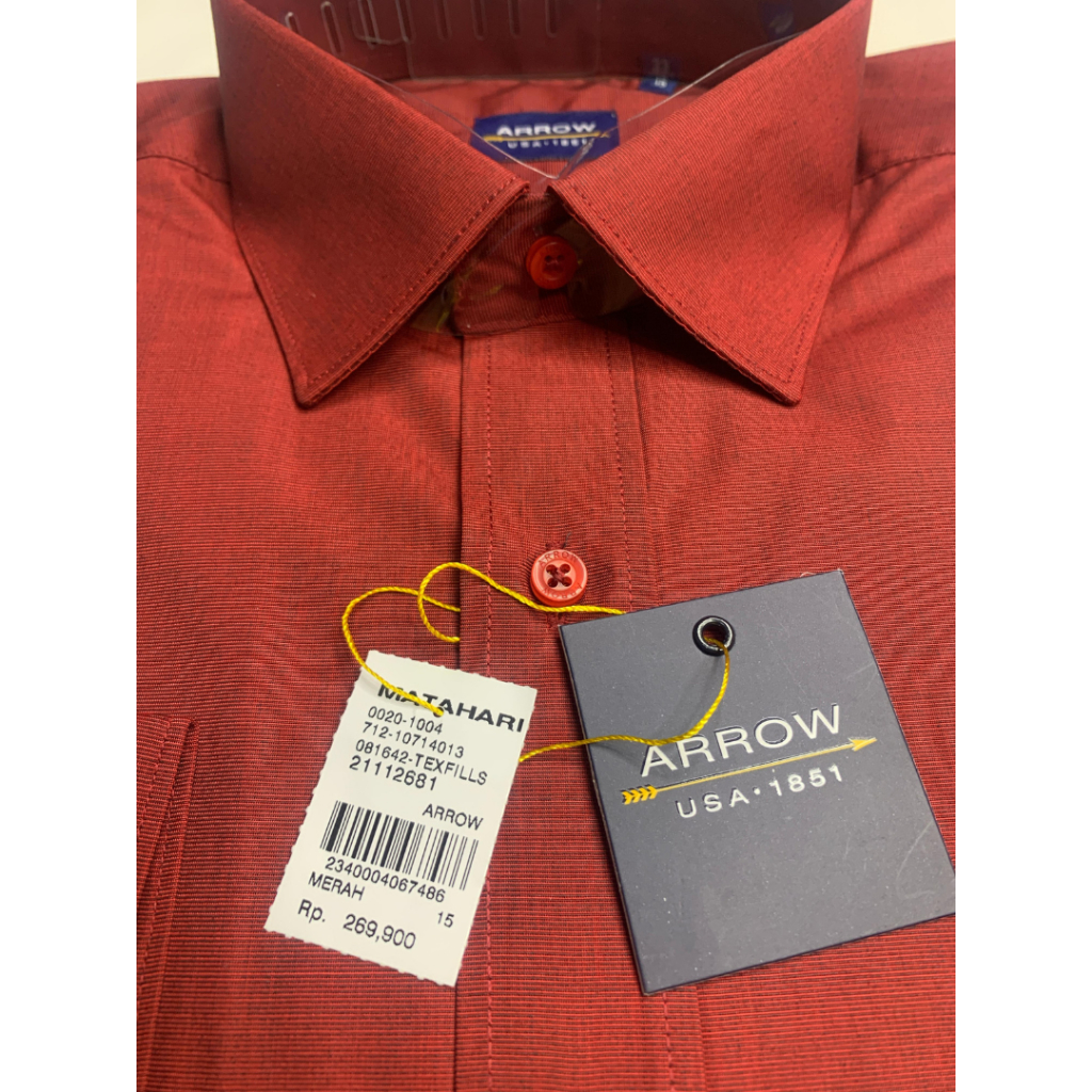 Kemeja ARROW Lengan Panjang Pria Reguler fit Warna Merah Maroon Size 15 | Matahari | Hem