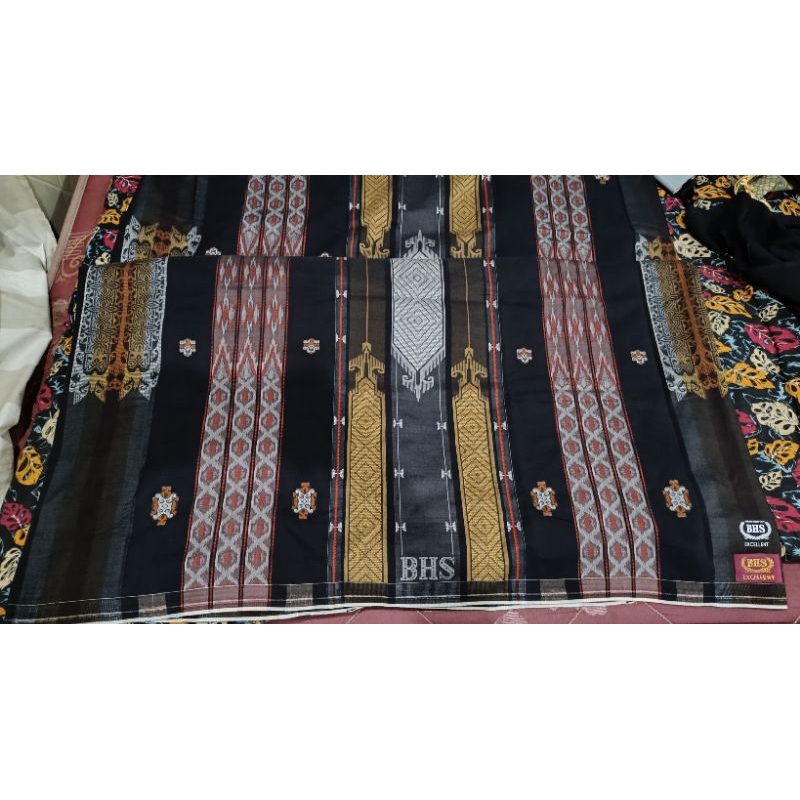 Sarung BHS second excellent