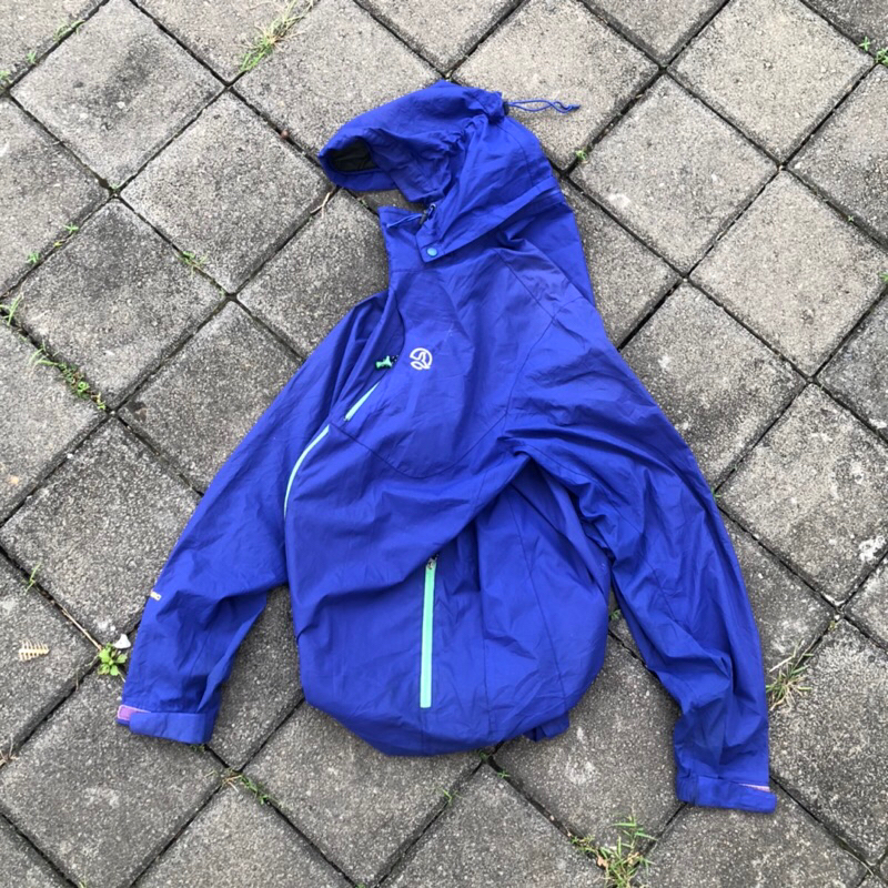 outdoor jaket Ternua gorpcore waterproof second bekas not arcteryx