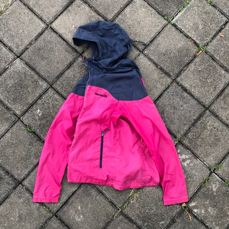 jaket outdoor lighweight Nepa isenberg gorpcore second bekas not arcteryx